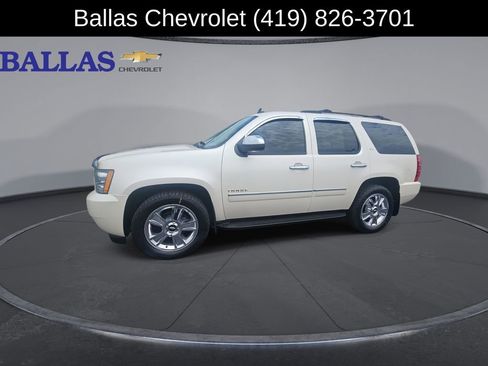 Used 2010 Chevrolet Tahoe LTZ RWD image 4