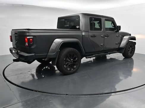 Used 2025 Jeep Gladiator Sport AWD/4WD image 8