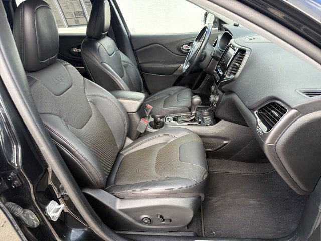 Used 2020 Jeep Cherokee Limited AWD/4WD image 33