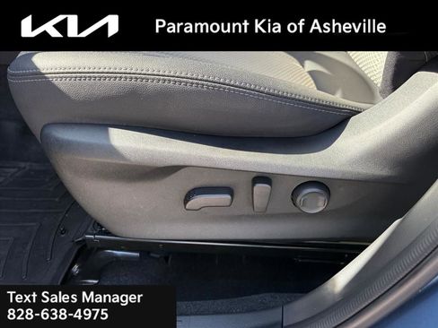 Used 2024 Subaru Forester Premium image 18