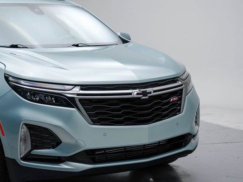 Used 2022 Chevrolet Equinox RS w/ LPO, Floor Liner Package image 12