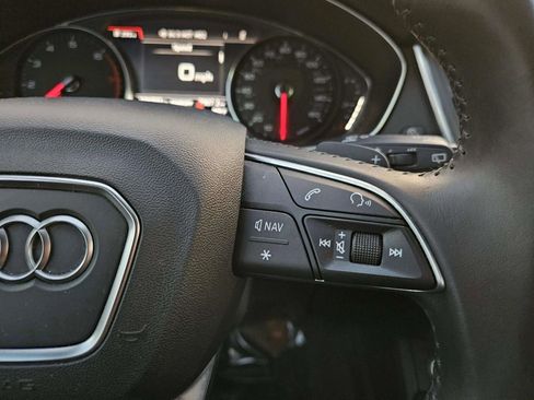 Used 2019 Audi Q5 2.0T Premium image 30