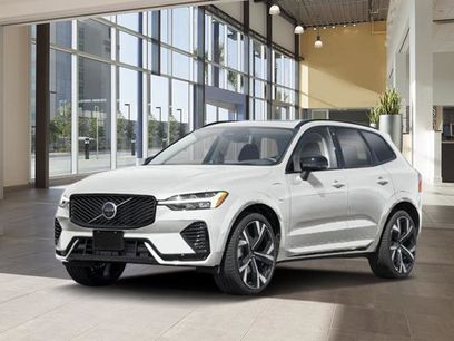 New 2026 Volvo XC60 T8 Plus w/ Climate Package