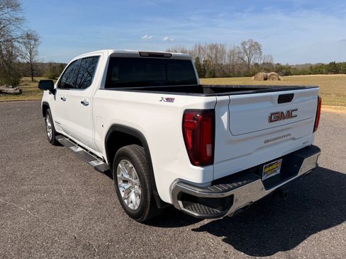 Used 2021 GMC Sierra 1500 SLT w/ SLT Premium Plus Package image 3