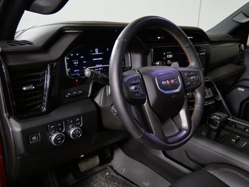 Used 2024 GMC Sierra 1500 AT4 w/ Technology Package AWD/4WD image 14