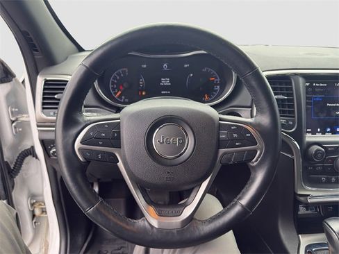 Used 2018 Jeep Grand Cherokee Limited w/ Luxury Group II image 10