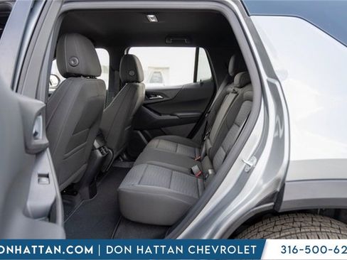 New 2026 Chevrolet Equinox LT image 21