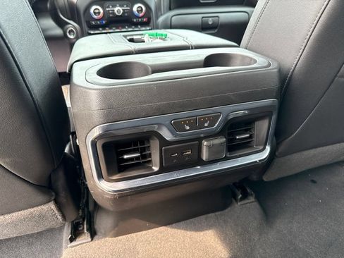 Used 2021 GMC Sierra 2500 AT4 w/ AT4 Preferred Package AWD/4WD image 15