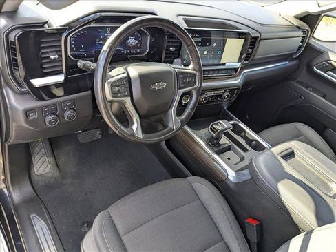 Used 2022 Chevrolet Silverado 1500 RST w/ Z71 Off-Road Package image 9