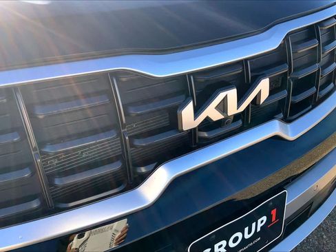 Certified 2024 Kia Telluride SX image 36
