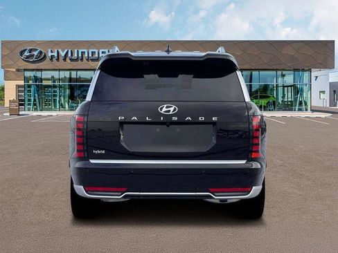 New 2026 Hyundai Palisade Calligraphy FWD image 6