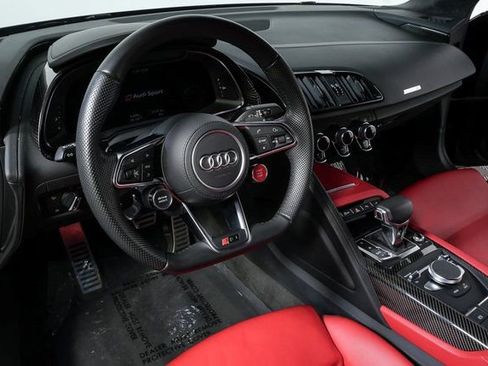 Used 2022 Audi R8 V10 performance image 4