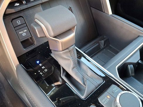 New 2026 Toyota Tundra Limited AWD/4WD image 21