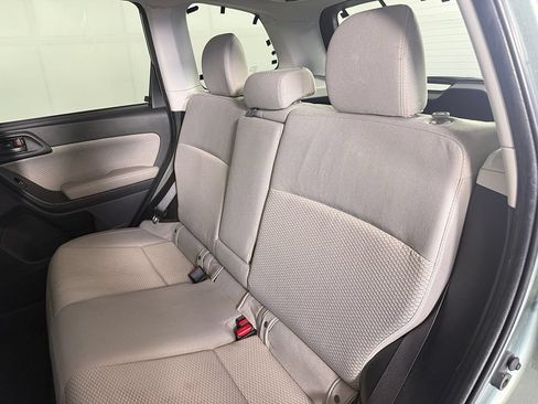 Used 2018 Subaru Forester 2.5i Premium w/ All-Weather Package AWD/4WD image 29
