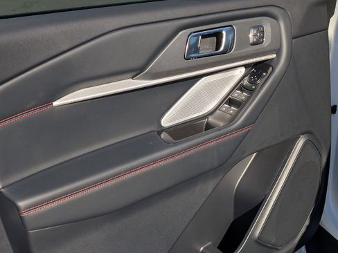 New 2026 Ford Explorer ST w/ Sun And Sound Package image 17