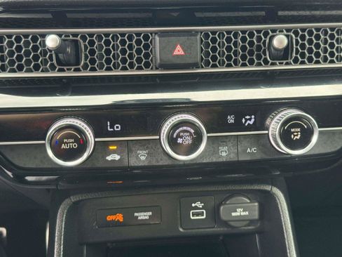Used 2023 Honda Civic Sport image 32