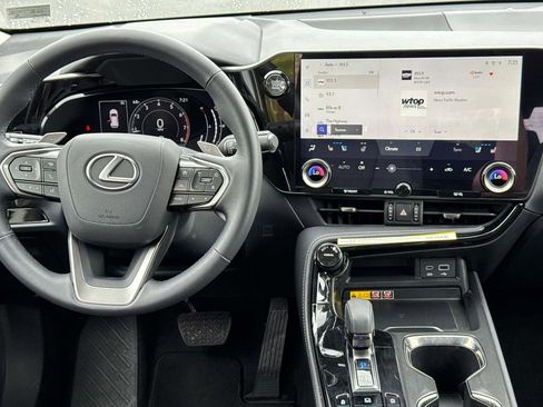 Used 2025 Lexus NX 350 AWD w/ Premium Package image 8