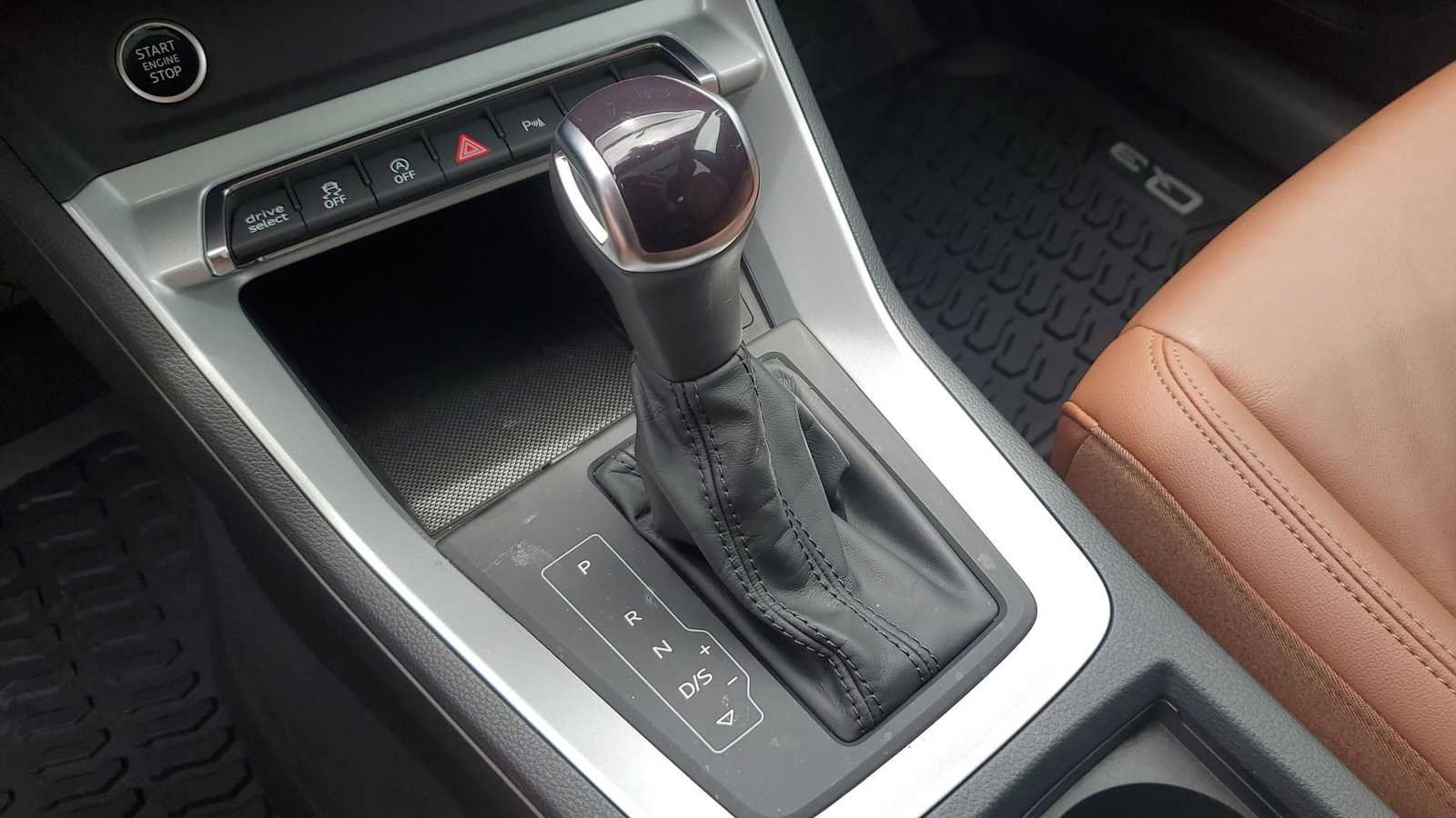 Used 2022 Audi Q3 2.0T Premium w/ Convenience Package AWD/4WD image 31