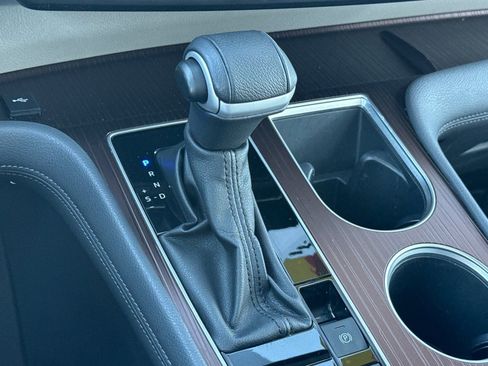 Certified 2023 Toyota Sienna XLE image 27