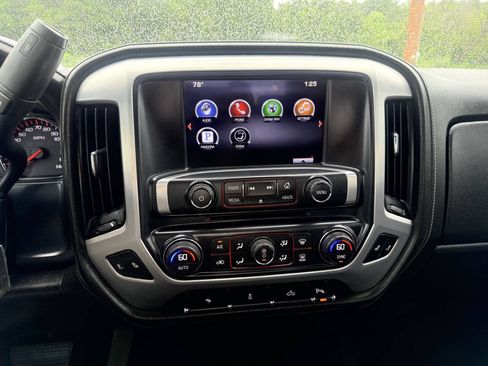 Used 2014 GMC Sierra 1500 SLT w/ SLT Crew Cab Value Package AWD/4WD image 19