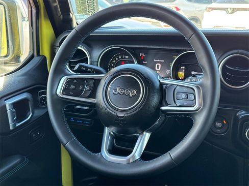 Certified 2023 Jeep Wrangler Unlimited Rubicon 4xe image 25