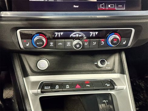 Used 2020 Audi Q3 2.0T Premium w/ Convenience Package image 20
