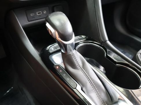 Used 2021 Buick Encore GX Select w/ Sport Touring Package FWD image 28