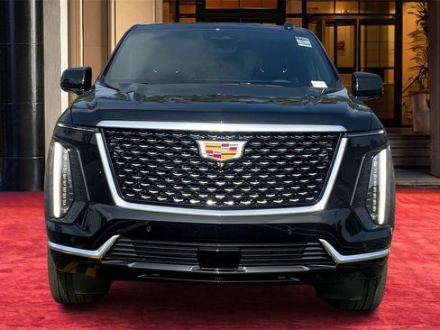 New 2026 Cadillac Escalade Luxury w/ Touring Package image 3