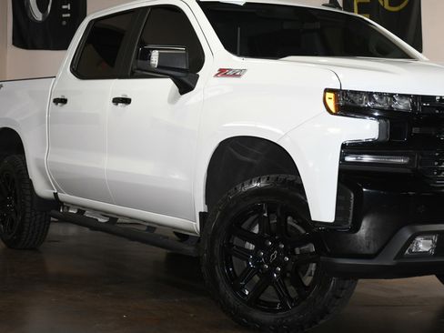 Used 2021 Chevrolet Silverado 1500 LT Trail Boss w/ Convenience Package II image 53