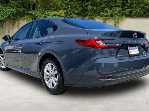 Used 2025 Toyota Camry LE FWD image 4