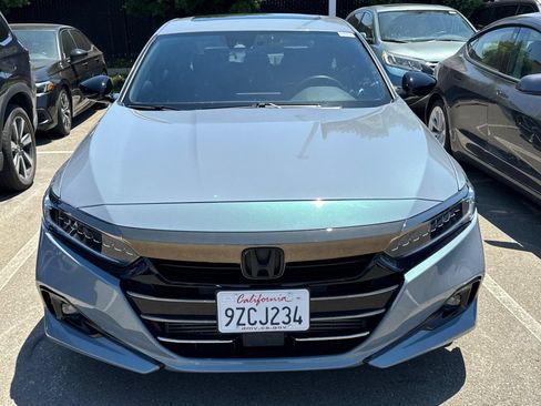 Used 2022 Honda Accord Sport image 3
