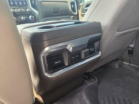 Used 2022 Chevrolet Silverado 1500 LTZ AWD/4WD image 25