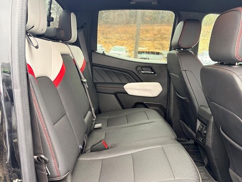 Used 2024 GMC Canyon AT4X w/ AT4X AEV Edition image 36