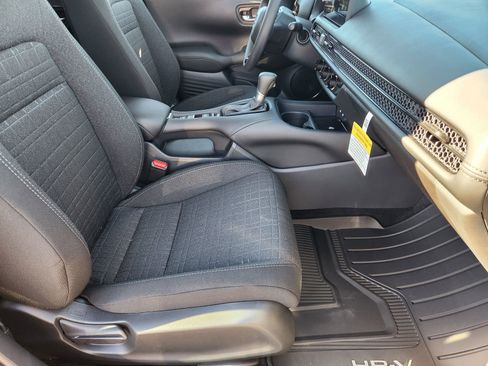 New 2026 Honda HR-V LX image 17