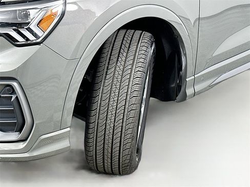 Used 2025 Audi Q3 2.0T Premium Plus image 25