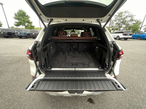 Used 2025 BMW X5 xDrive50e AWD/4WD image 15