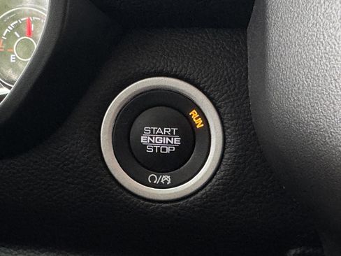 Used 2025 RAM 1500 Lone Star image 28