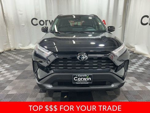 Used 2025 Toyota RAV4 XLE image 2