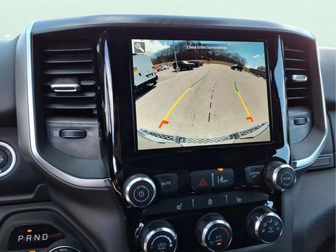 New 2026 RAM 1500 4x4 Crew Cab image 25