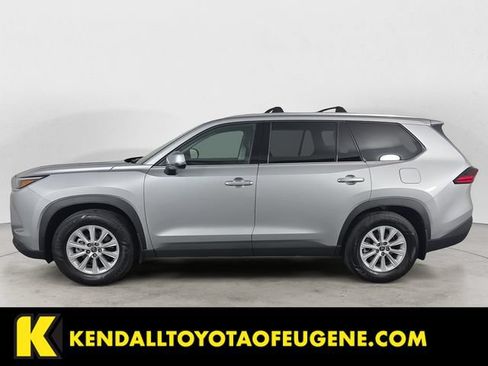 Certified 2025 Toyota Grand Highlander AWD image 8