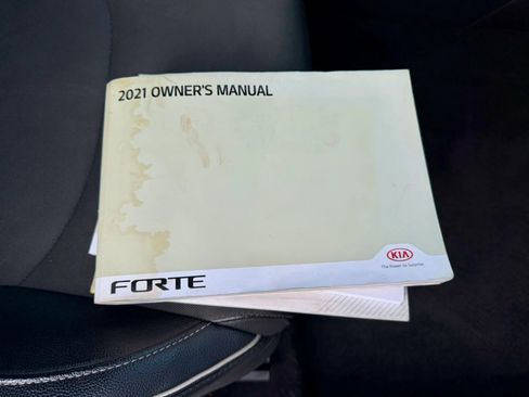 Used 2021 Kia Forte GT-Line FWD image 38