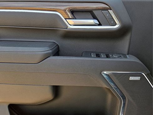 Used 2025 Chevrolet Silverado 1500 LT Trail Boss w/ Convenience Package II image 20