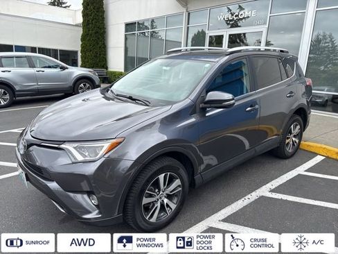 Used 2016 Toyota RAV4 XLE AWD/4WD image 1