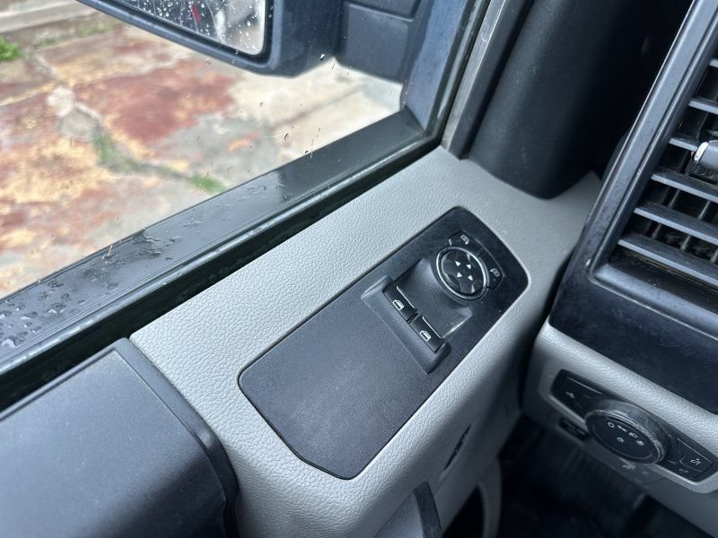 Used 2017 Ford F150 XL w/ Equipment Group 101A Mid AWD/4WD image 16