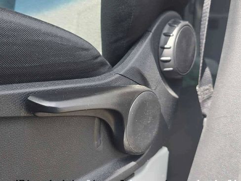 Used 2025 Mercedes-Benz Sprinter 2500 image 29