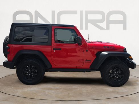 Used 2021 Jeep Wrangler Sport AWD/4WD image 11