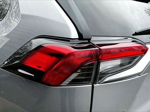 Used 2024 Toyota RAV4 XSE w/ Advanced Technology Package image 27