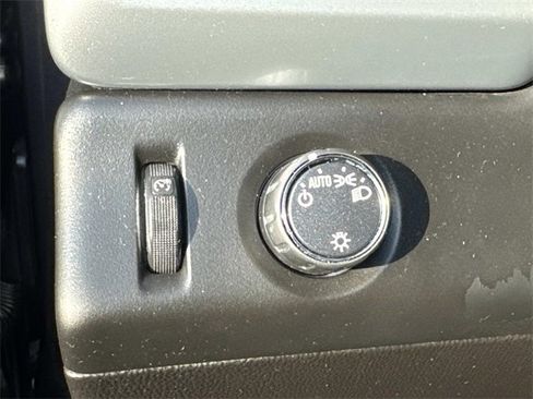 Used 2018 Chevrolet Tahoe LS image 26