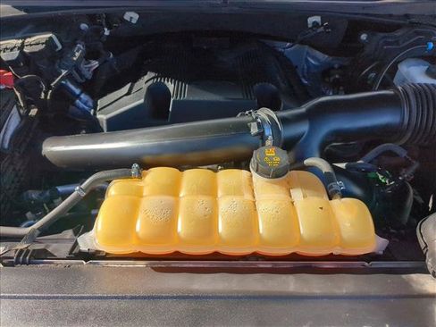 Used 2018 Ford F150 Lariat w/ Equipment Group 502A Luxury image 22