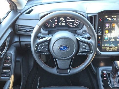 Certified 2025 Subaru Crosstrek 2.5i Limited w/ Crosstrek Mirror Package image 3